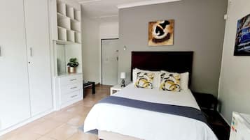 1 habitación, ropa de cama de alta calidad y minibar