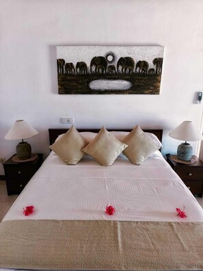 4 habitaciones, tabla de planchar con plancha y wifi gratis 