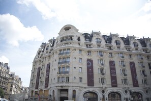 Exterior - Saint-Germain des Prés Allure, by Veeve (Paris)