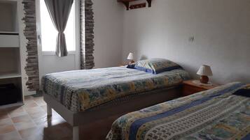 2 chambres, fer et planche Ă repasser, lit parapluie, Wi-Fi