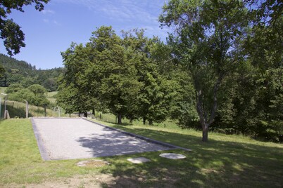 Relax at the edge of the woods, go for walks and bike rides