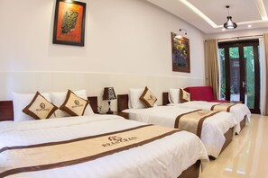 Minibar, bureau, Wi-Fi gratuit, draps fournis