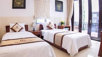 Deluxe Double or Twin Room, Balcony | Minibar, desk, free WiFi, bed sheets