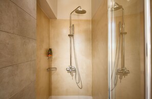 Panoramic Suite, 1 Double Bed, Non Smoking | Bathroom | Shower, rainfall showerhead, eco-friendly toiletries, hair dryer - Yasmine Apartments (Chania)