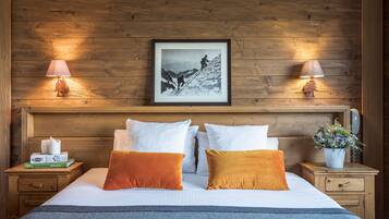 Room (The) | 1 bedroom, hypo-allergenic bedding, in-room safe, individually decorated