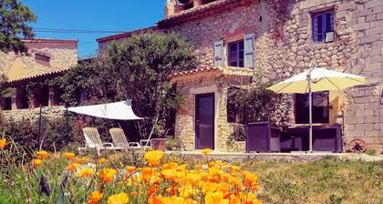 Studio de charme 40mÂČ avec jardin plein sud Buis les Baronnies Provence