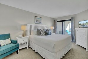 2 bedrooms, iron/ironing board, free WiFi - Seascape 213 by Wild Dunes, Oceanfront (Isle of Palms)