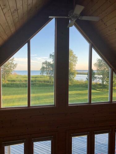 Beautiful Cottage on St. Martins Bay, Lake Huron, with Pontoon, Kayaks & Canoe!