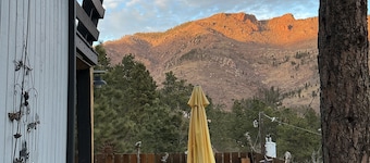 Hoch über der Stadt am Pikes Peak ist der Herbst das Beste! Plus Deals,