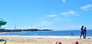 Beach nearby, sun loungers, beach towels