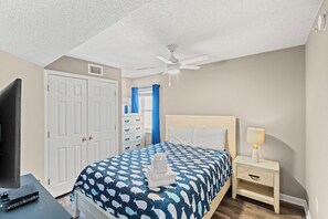 4 quartos, Wi-Fi de cortesia, roupa de cama