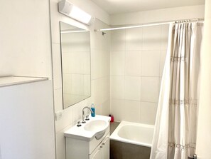 Bathroom - Departamento Alassio (Tigre)