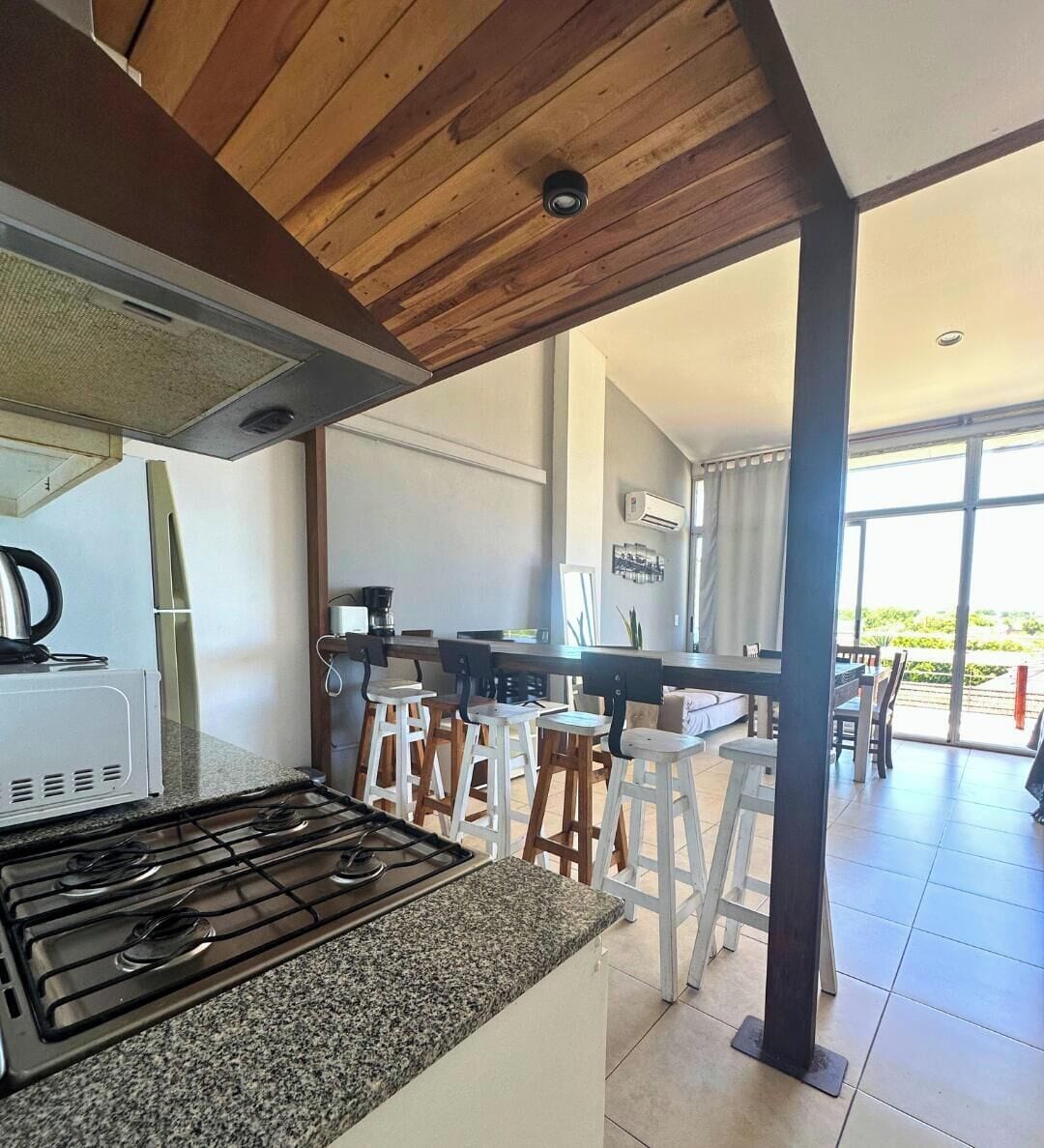 Dúplex (Balcony) | Tabla de planchar con plancha, wifi gratis, ropa de cama