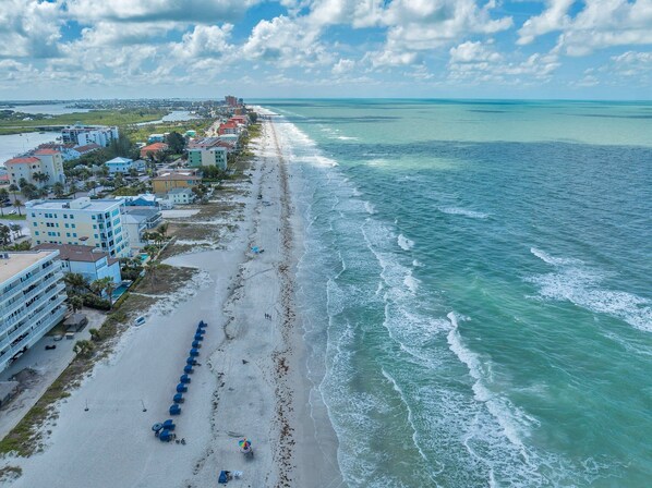 Sun-loungers, beach towels