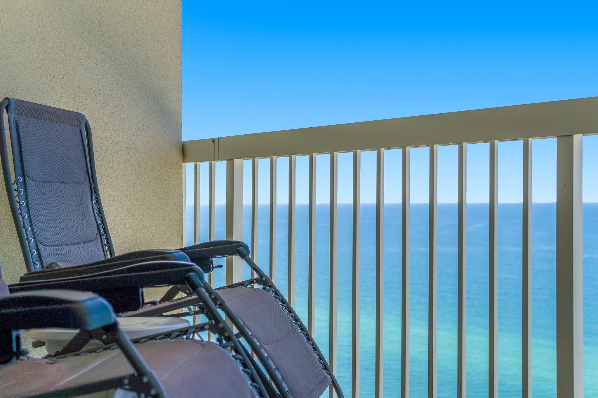 Tommy Bahama ~ PCB ~ Free Beach Service to 10/31 ~ Reduced Monthly Jan/Feb 2025 