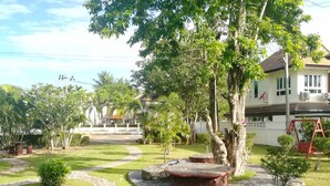Property grounds - Ao Nang Pool Villa (Krabi)