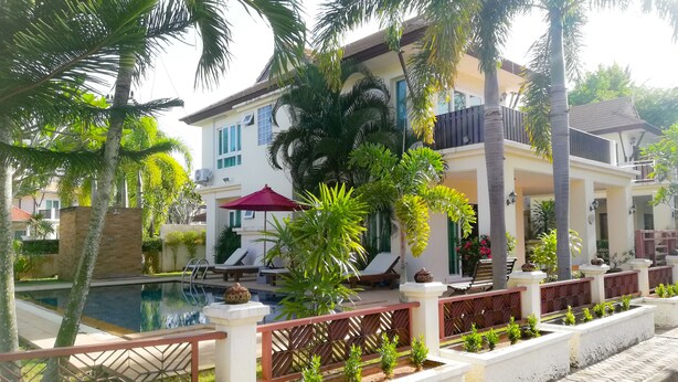 Property grounds - Ao Nang Pool Villa (Krabi)