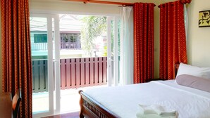 3 bedrooms, in-room safe, blackout curtains, iron/ironing board - Ao Nang Pool Villa (Krabi)