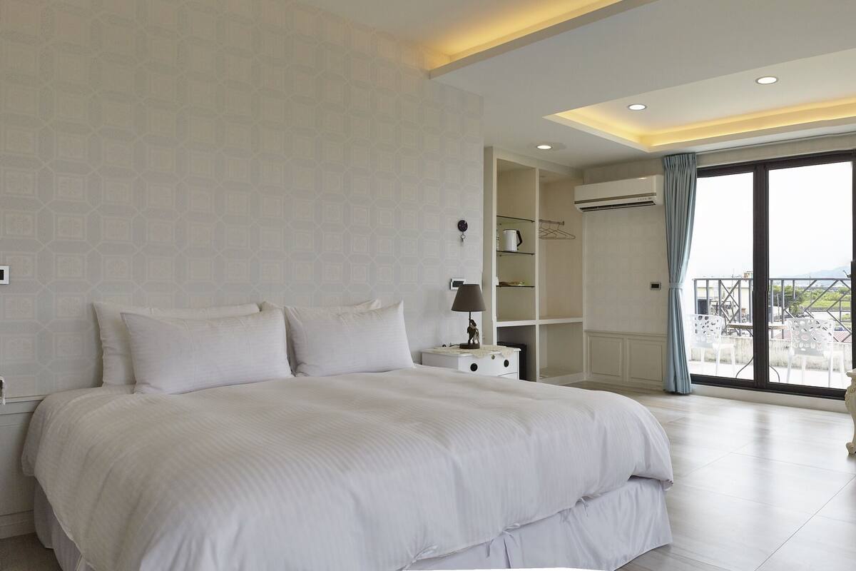 Quarto casal, 1 cama Queen, vista para a montanha | Vista do quarto