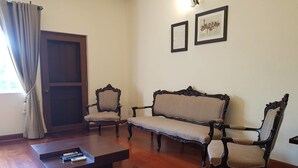 Standard Room | Room amenity - PP Villa Toscana (Bangkok)