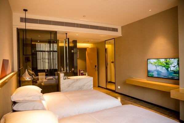 Standard Twin Room | Desk, blackout drapes, free WiFi - Borrman Hotel Guangzhou Sanyuanli Ave. (Guangzhou)
