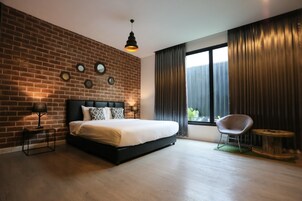 Superior Double Room  | Minibar, desk, blackout drapes, soundproofing