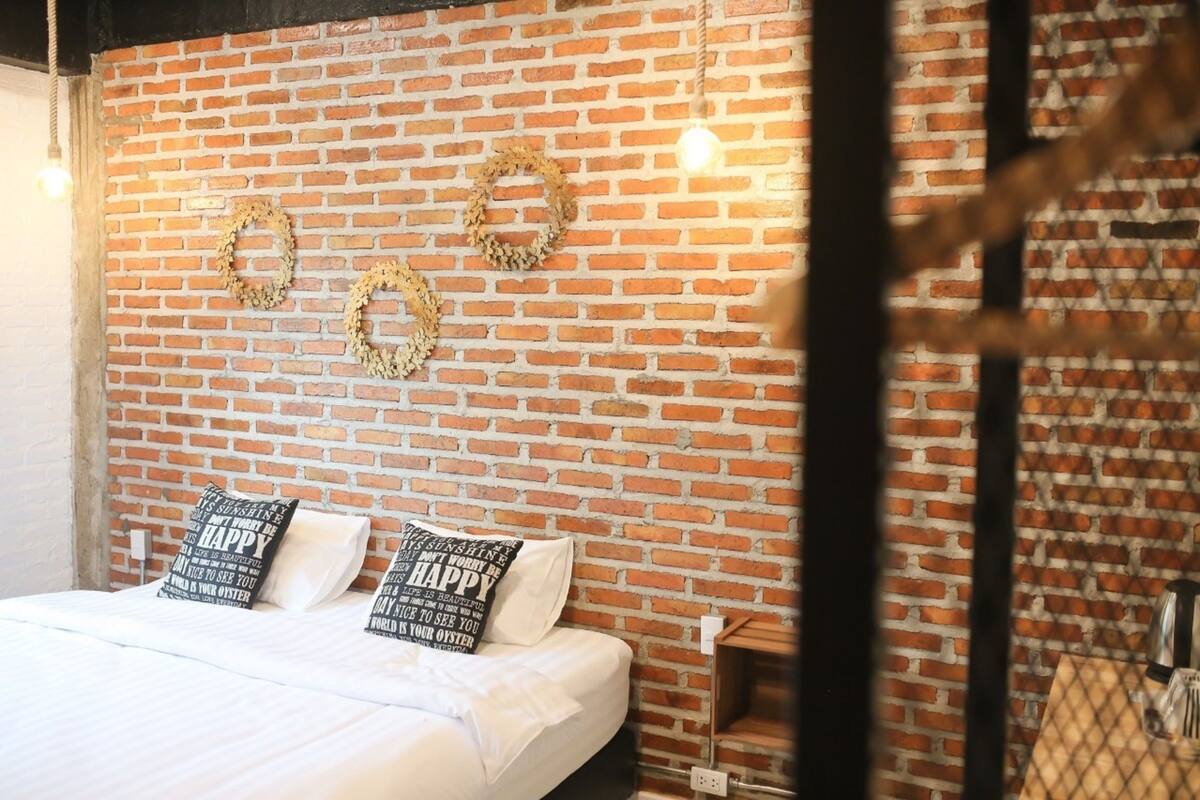 Superior Double Room  | Minibar, desk, blackout curtains, soundproofing