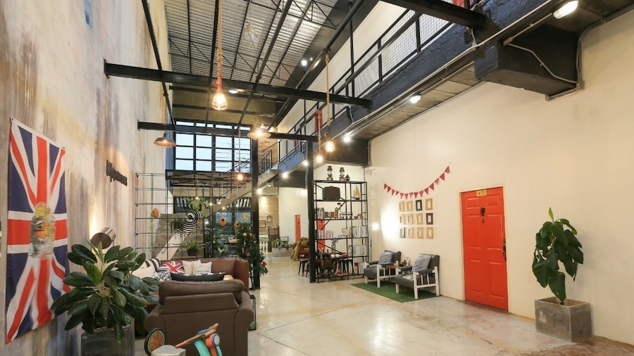 Manonnee Hotel