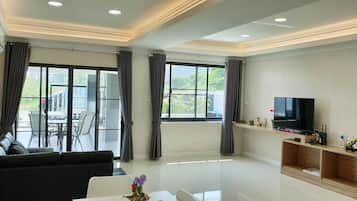 4 Bedrooms House | Nappalirész | LCD-tévé