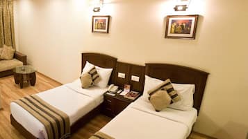 Executive Double or Twin Room, 1 Double Bed, Non Smoking | Living room
