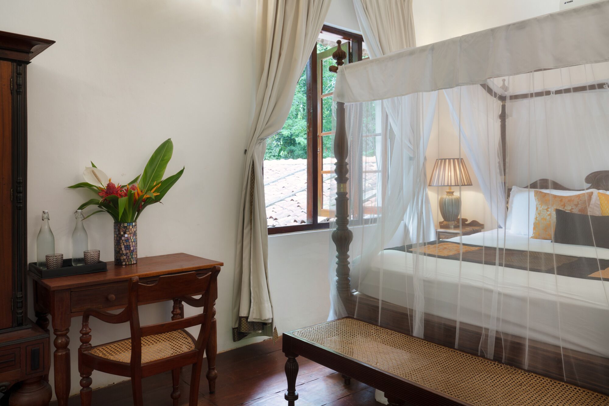 Sunbeam | Egyptian cotton sheets, premium bedding, memory foam beds, in-room safe