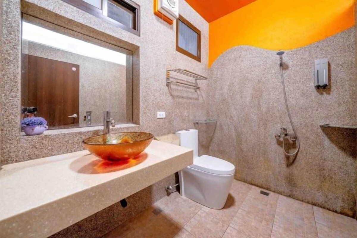 Deluxe Double Room With Shower