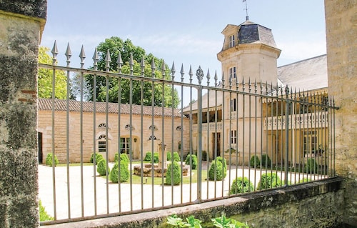 Pet friendly home in St Antoine de Breuilh