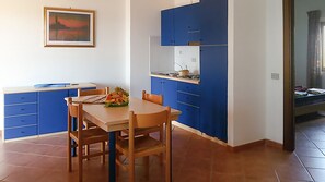 Réfrigérateur, plaque de cuisson