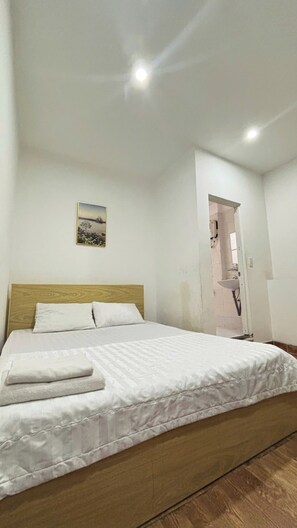 Rom – standard | Minibar, skrivebord, wi-fi (inkludert) og sengetøy