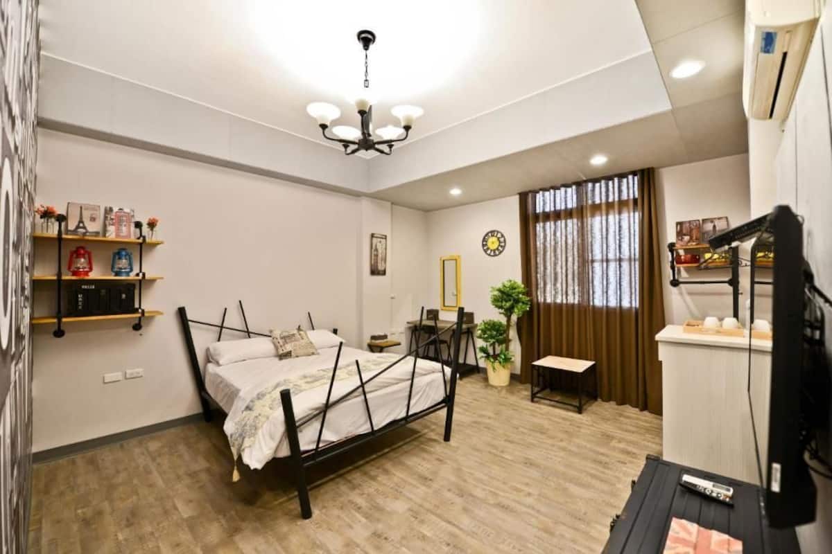 1 bedroom, premium bedding, individually decorated