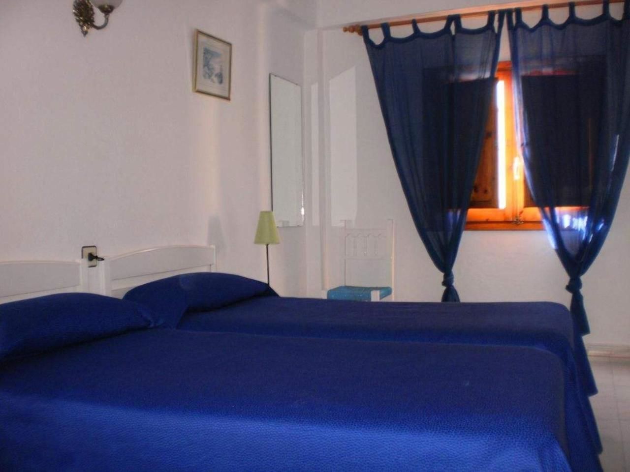 basic double room | free wifi, bed sheets