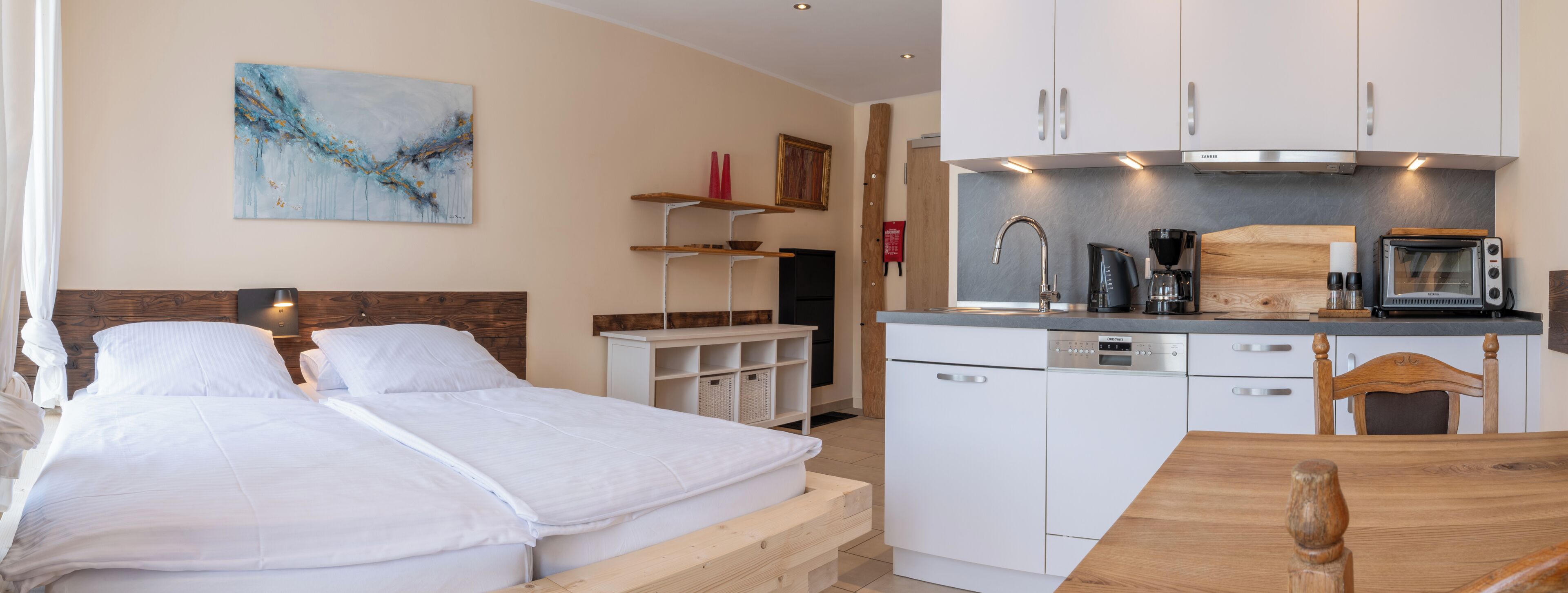 Comfort Studio with Lake View (Birke)