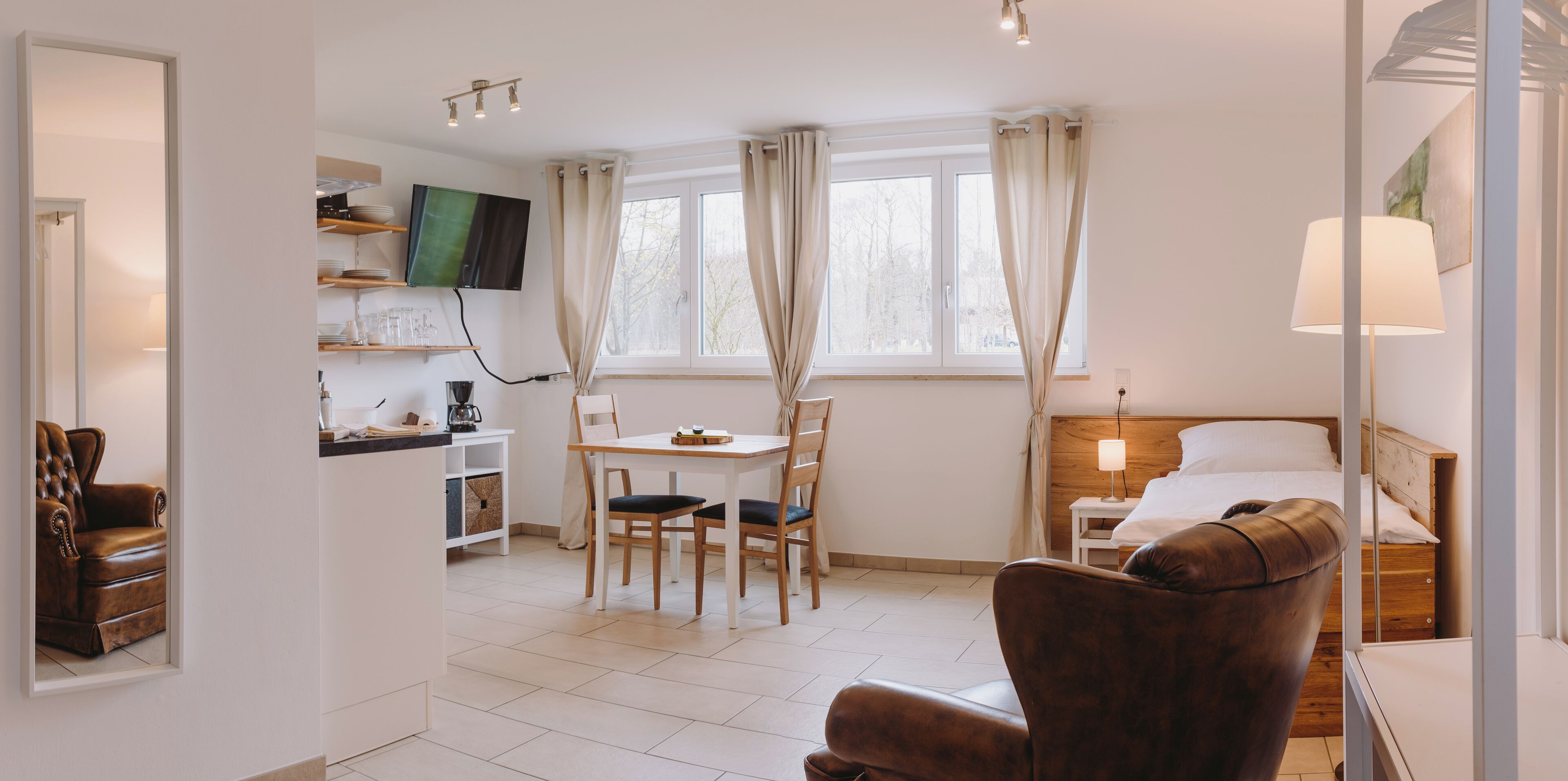 Comfort Studio with Lake View (Linde) | Individually decorated, individually furnished, soundproofing