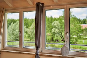 Family Apartment, 2 Bedrooms, Balcony, Lake View (Laerche) | Living area | Flat-screen TV, heated floors - Wanderreitstation Gut Mischenried (Wessling)