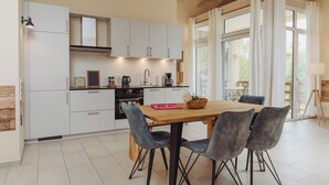 Family Apartment, 1 Bedroom, Balcony (Pappel) | In-room dining - Wanderreitstation Gut Mischenried (Wessling)