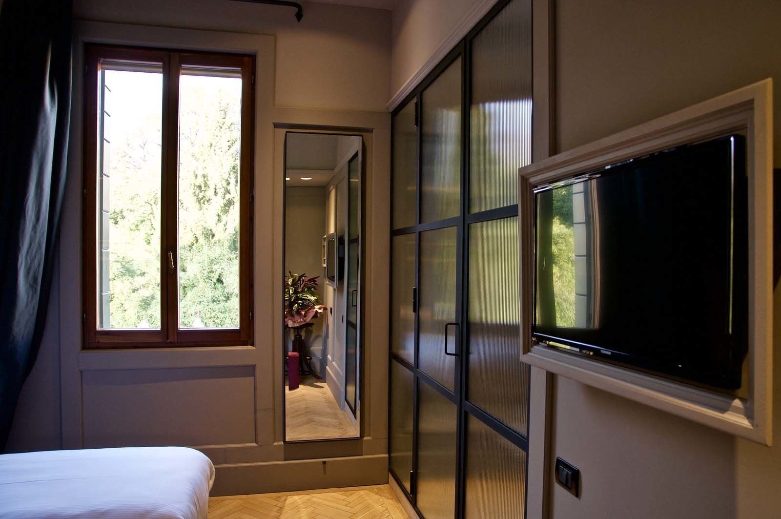 in-room safe, desk, blackout curtains, soundproofing