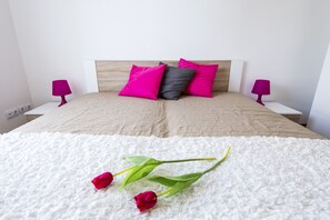 Premium bedding, desk, iron/ironing board, free WiFi - Grand Budapest Penthouse (Budapest)