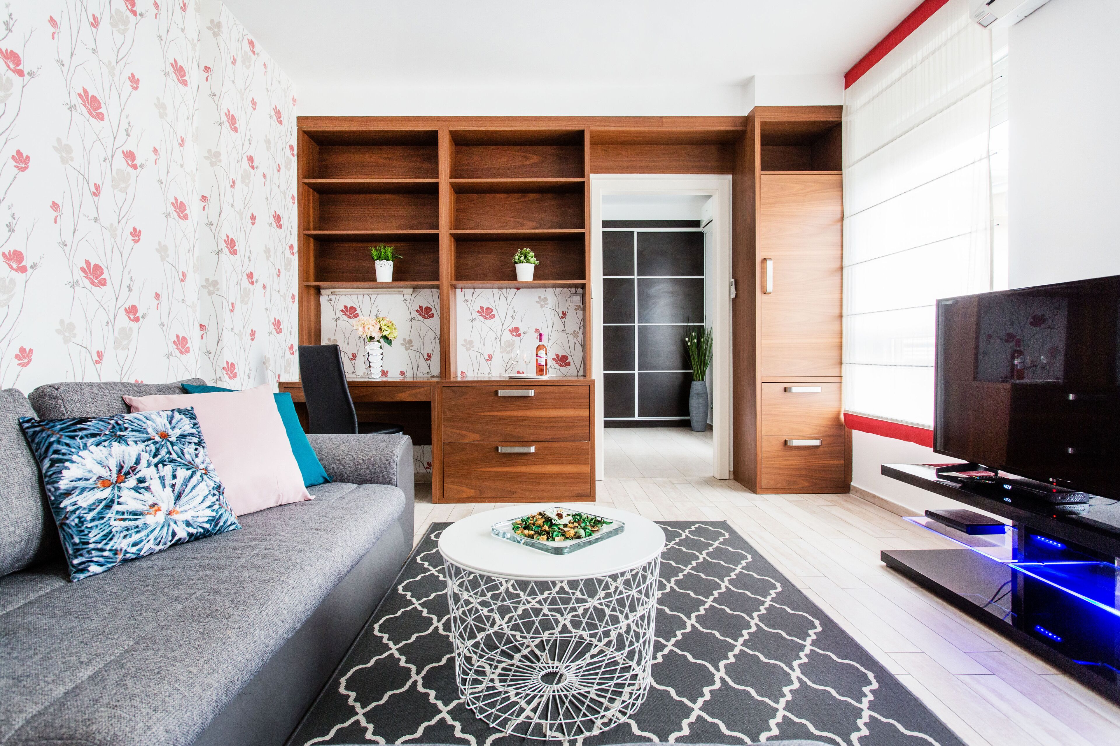 Leilighet – superior, 1 soverom | Oppholdsrom | Flatskjerm-TV