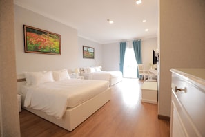 Minibar, desk, soundproofing, free WiFi - Hotel Du Lys Dalat (Da Lat)