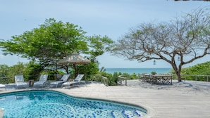 Outdoor pool - Perlo do Mar Lodge (Vilanculos)