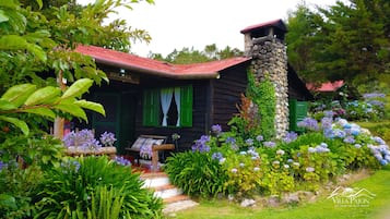 Cabaña familiar, 2 habitaciones, chimenea, vista a la montaña | Balcón