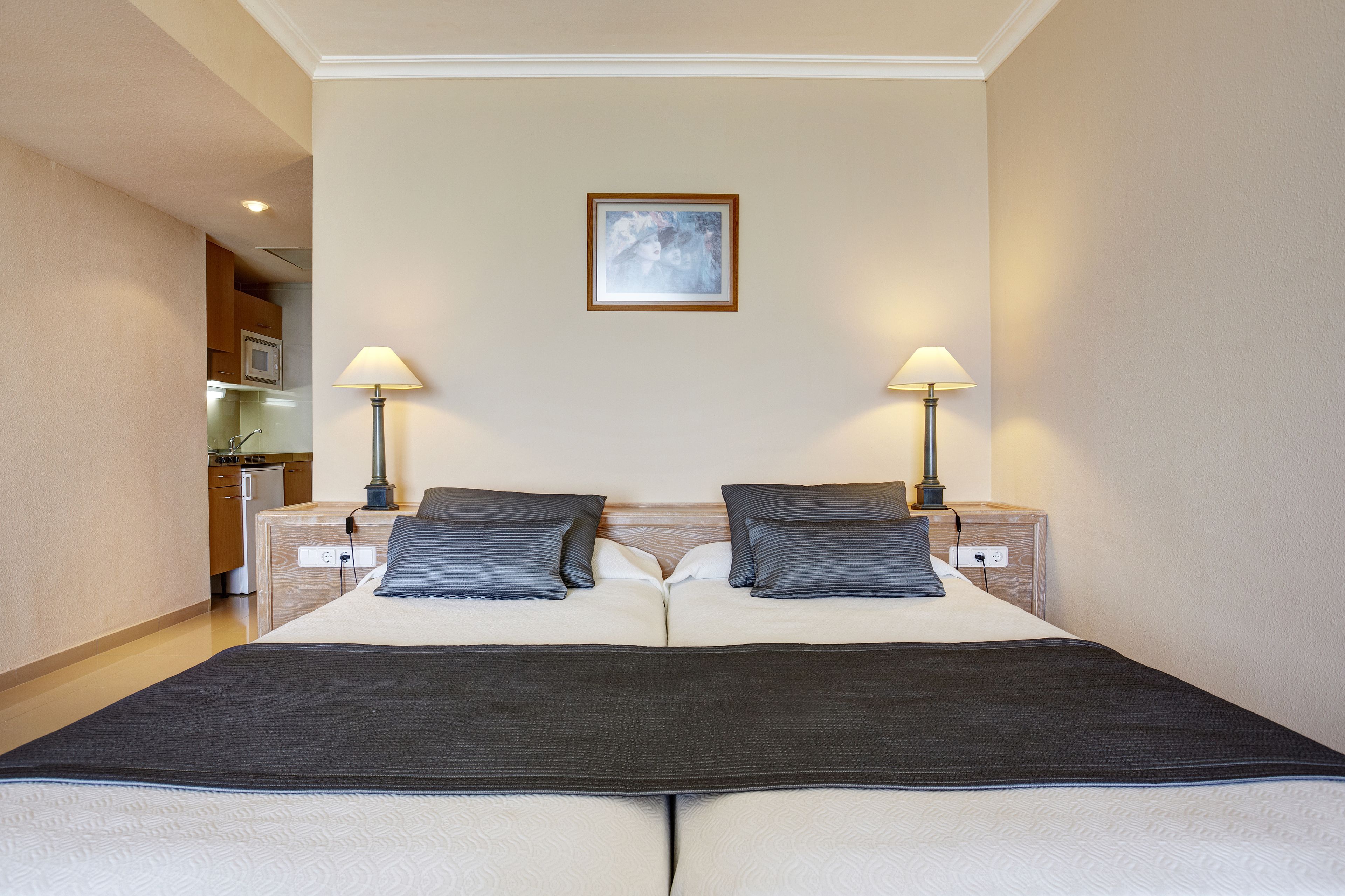 desk, blackout curtains, free wifi, bed sheets