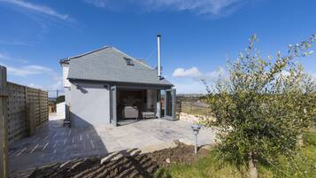 Luxury House, Ensuite (Chyreen) | Exterior
