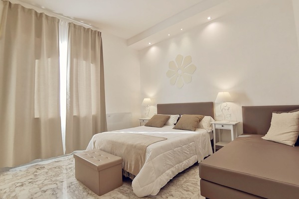 Superior Double Room | Meja, langsir/tirai gelap terus, kalis bunyi, Wi-fi percuma